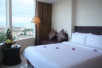 Fiona Hotel Da Nang 2*,